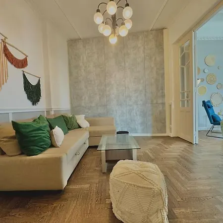 Liberty -panoramic Lux شقة *