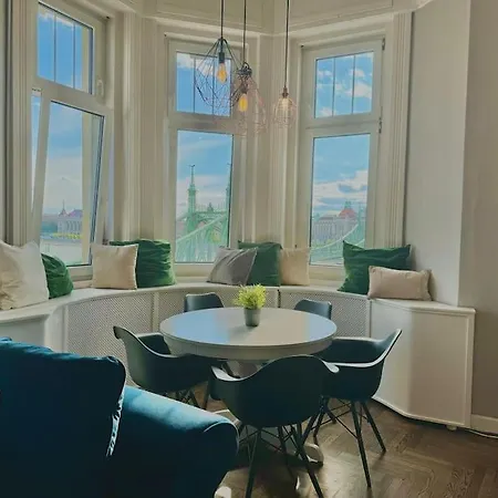 Liberty -panoramic Lux شقة بودابست