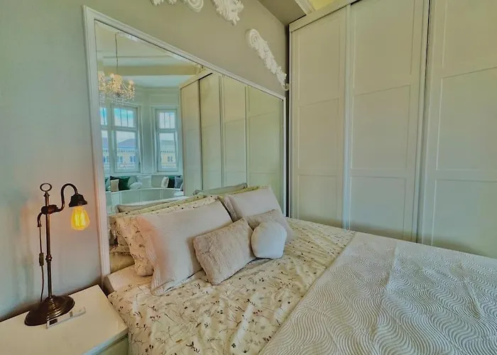 Liberty -panoramic Lux Apartamento Budapeste