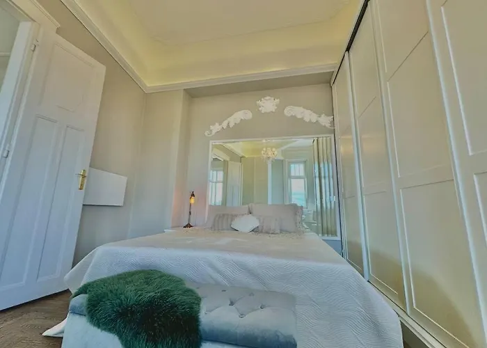 Liberty -panoramic Lux Apartamento Budapeste