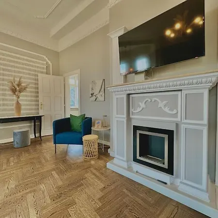 Liberty -panoramic Lux Apartament *